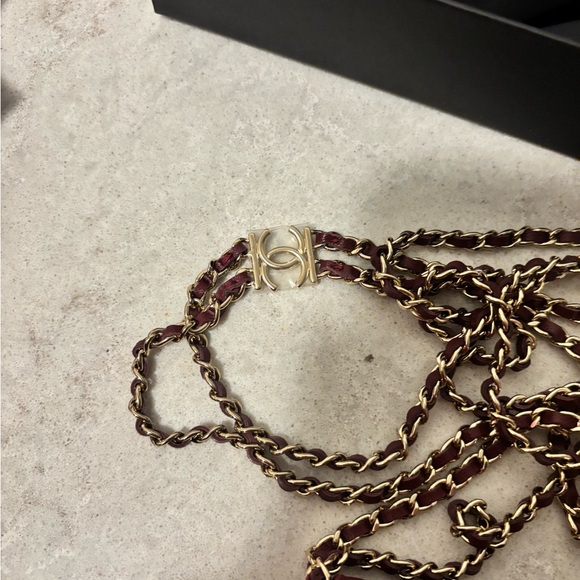 BNWT CHANEL MINI BURGUNDY BAG - Picture 3 of 5